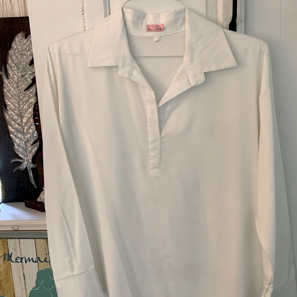 White dress shirt